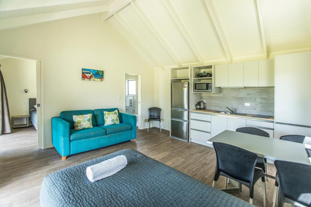 Отель Camp Waipu Cove Экстерьер фото