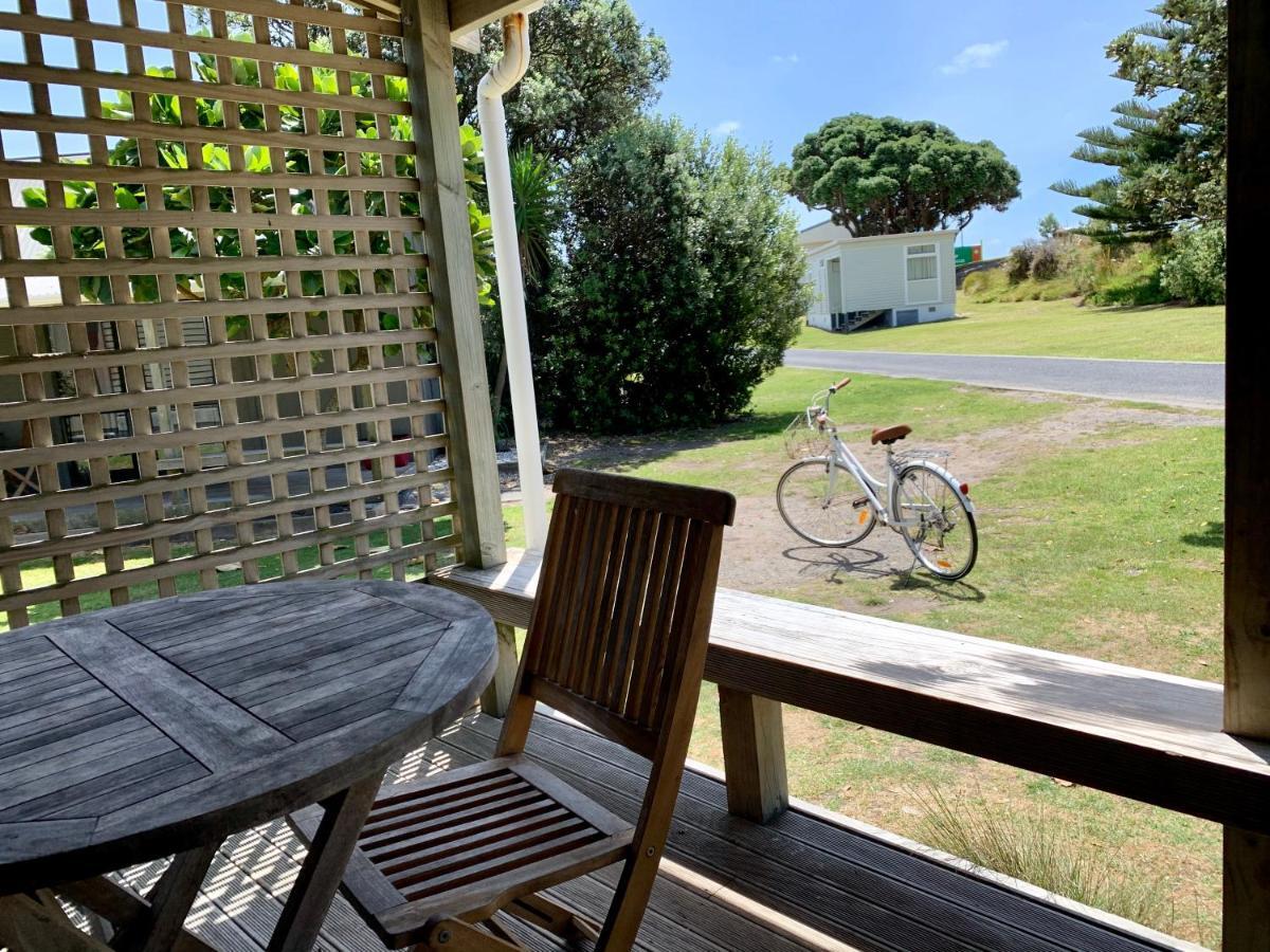 Отель Camp Waipu Cove Экстерьер фото